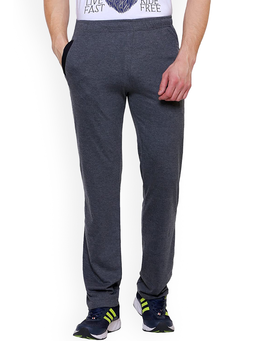 

DYCA Men Grey Solid Regular Fit Cotton Track Pant