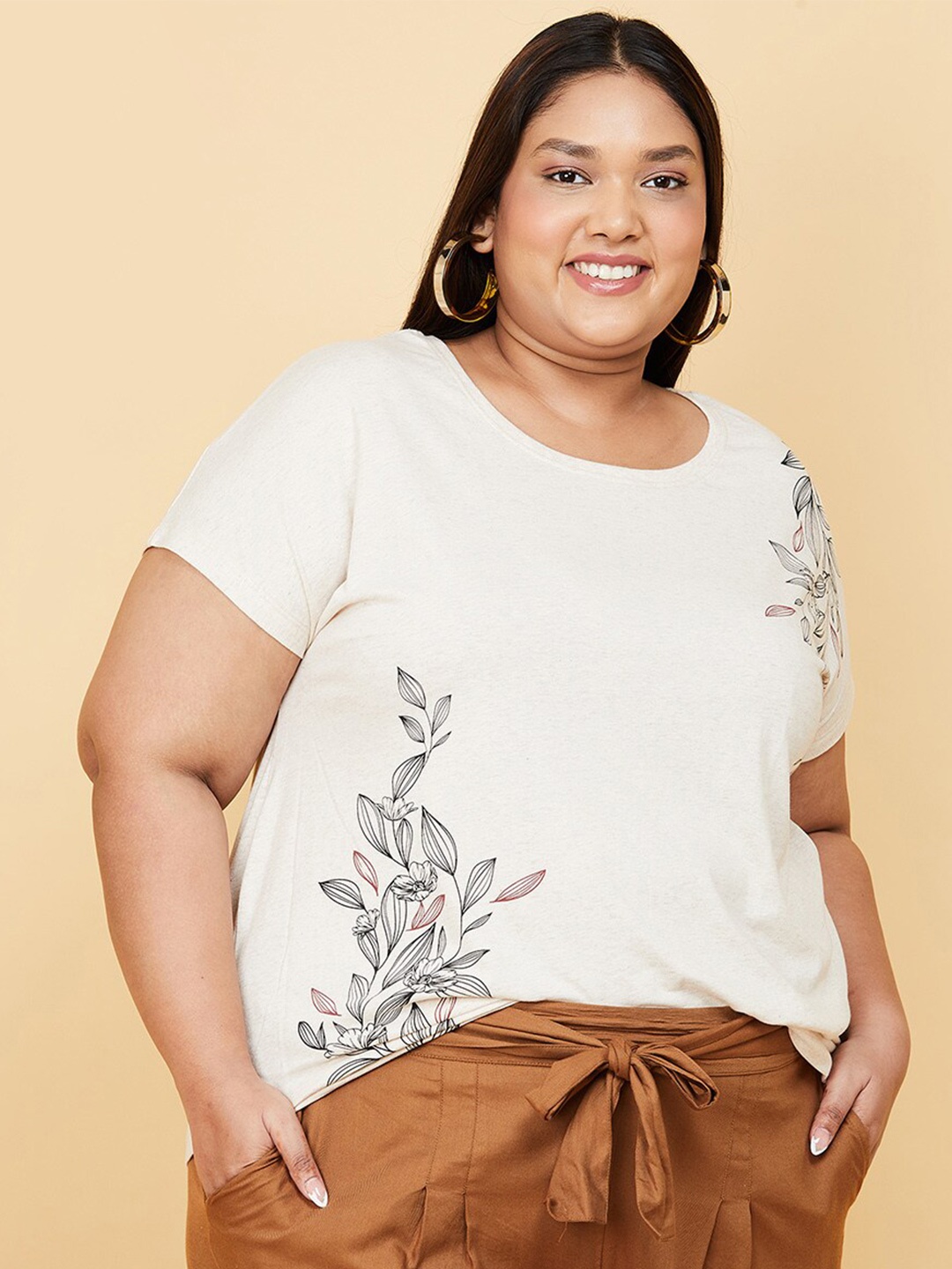 

max Plus Size Women Cream-Coloured Printed T-shirt