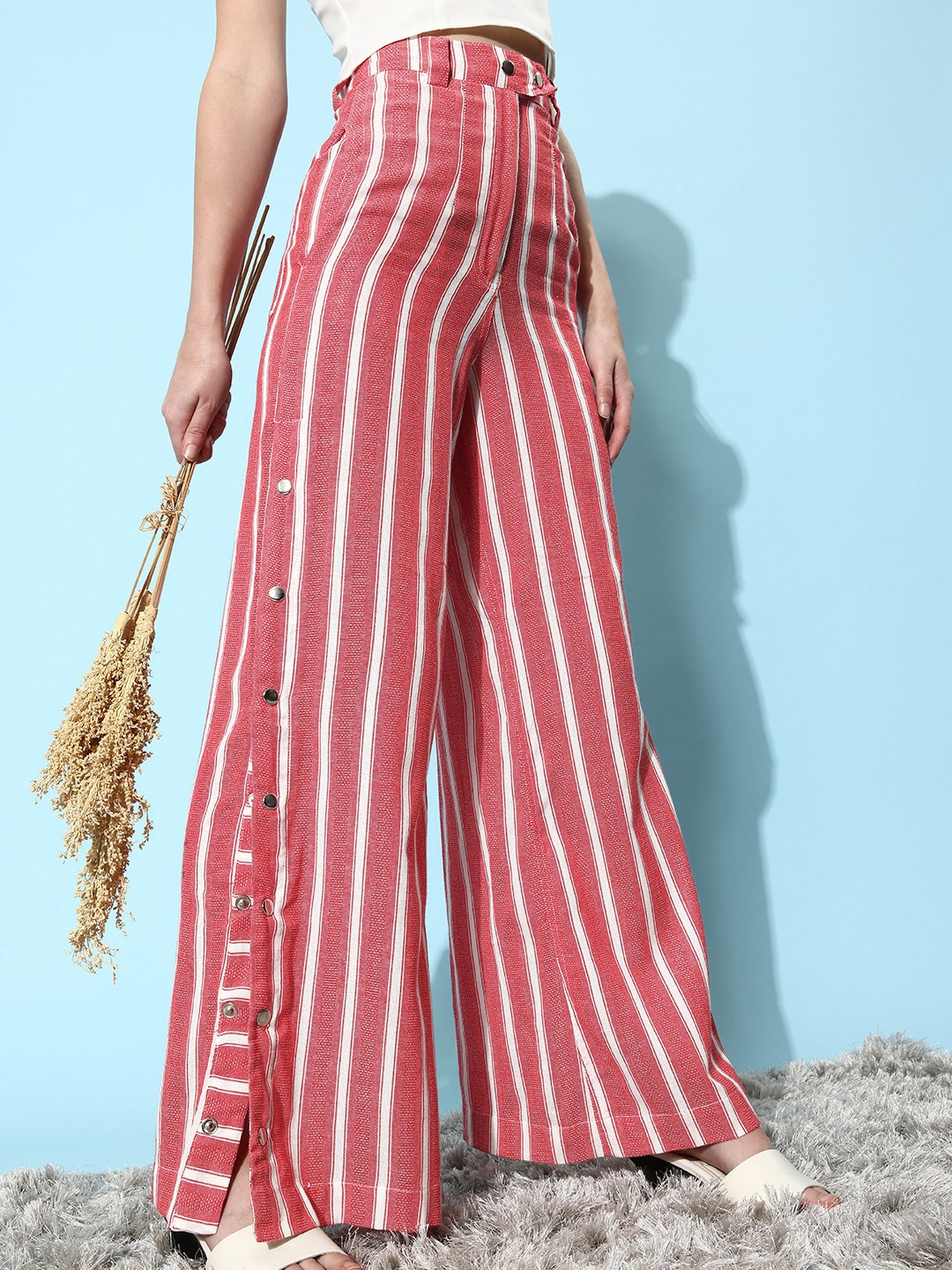 

Stylecast X Hersheinbox Women Multi-Coloured Geometric Wide Leg Trousers