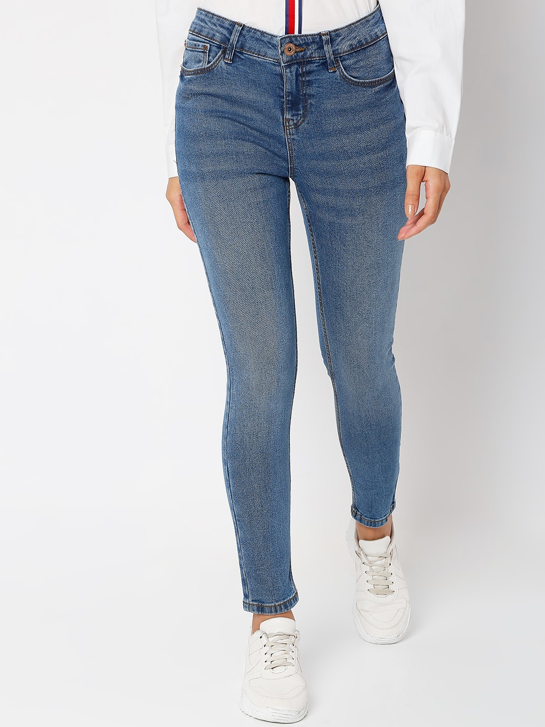 

Vero Moda Women Blue Skinny Fit Light Fade Stretchable Jeans