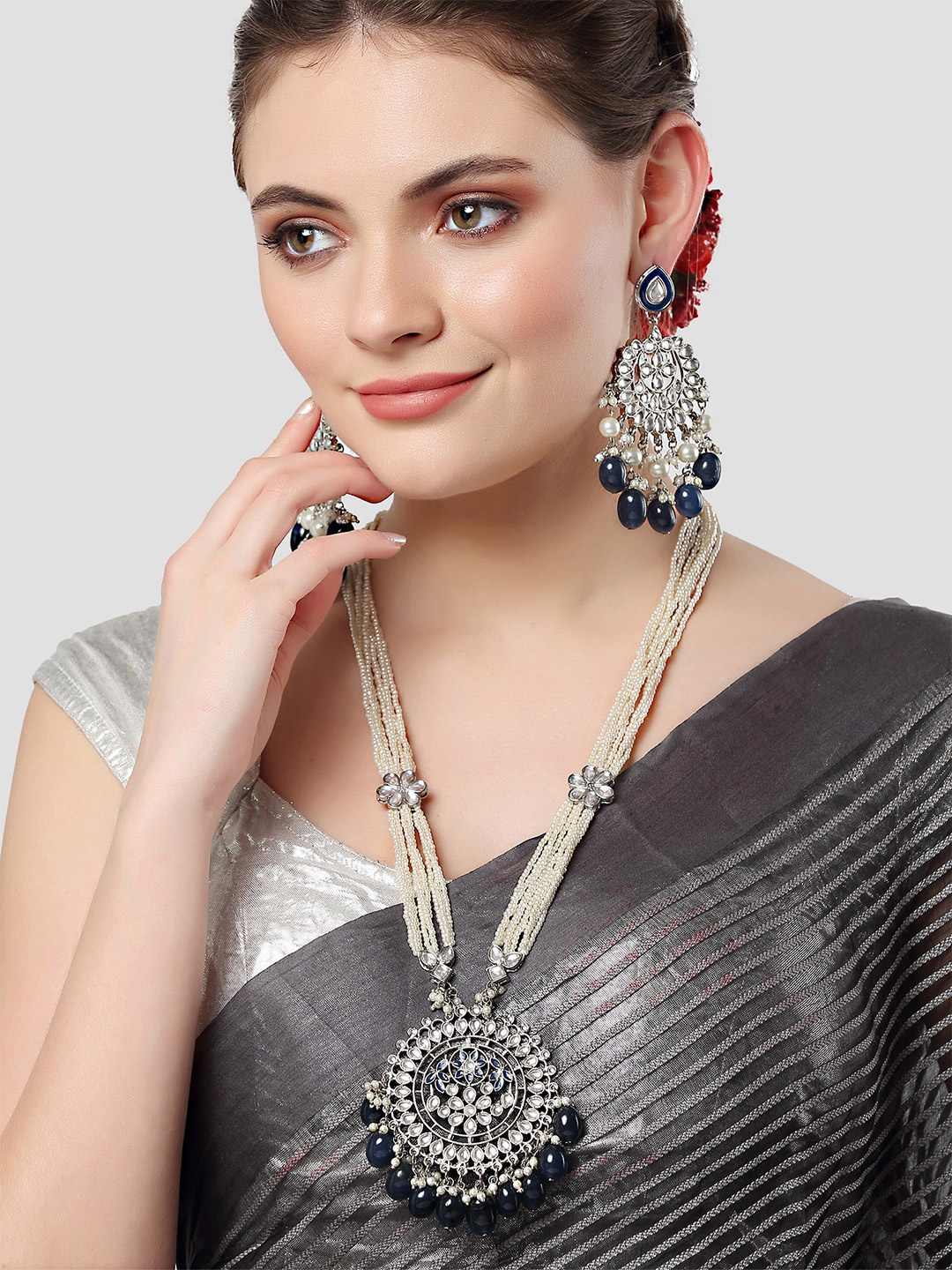 

KARATCART Silver-Plated & Blue Kundan Studded & Beaded Handcrafted Jewellery Set