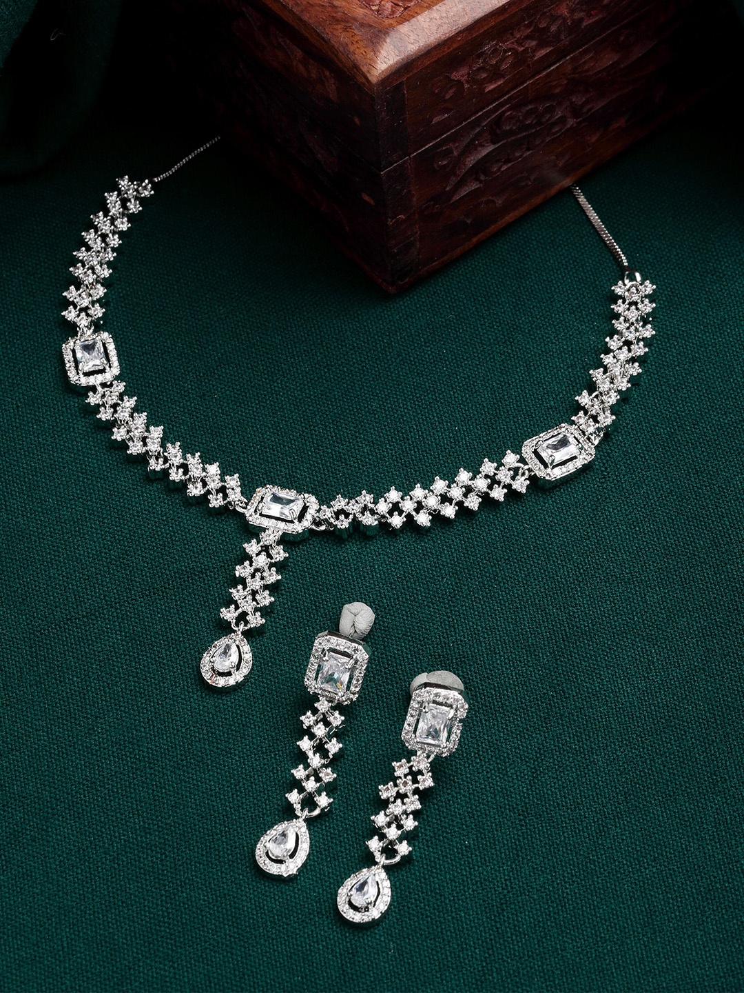 

KARATCART Silver-Toned Cubic Zirconia Jewellery Set