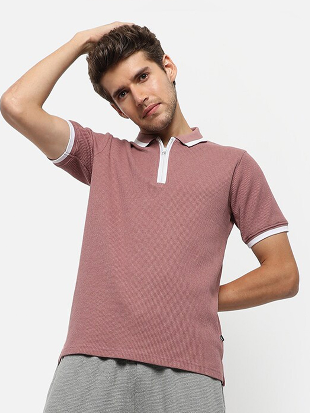 

Campus Sutra Men Pink Cotton Polo Collar T-shirt