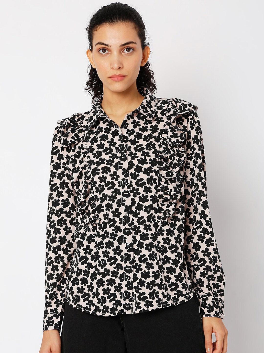 

Vero Moda Women Pink & Black Floral Printed Casual Shirt