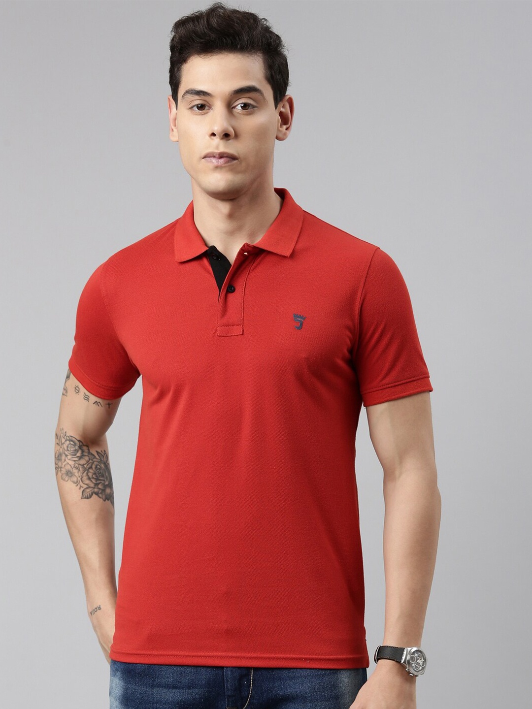 

Joven Men Red Polo Collar T-shirt