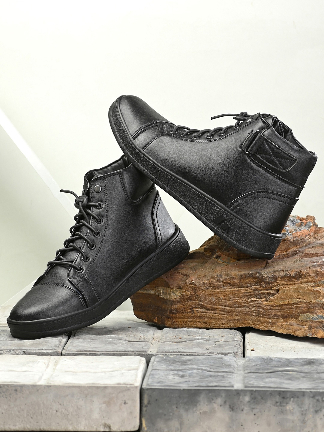 

JOKATOO Men Black Mid Top Sneakers