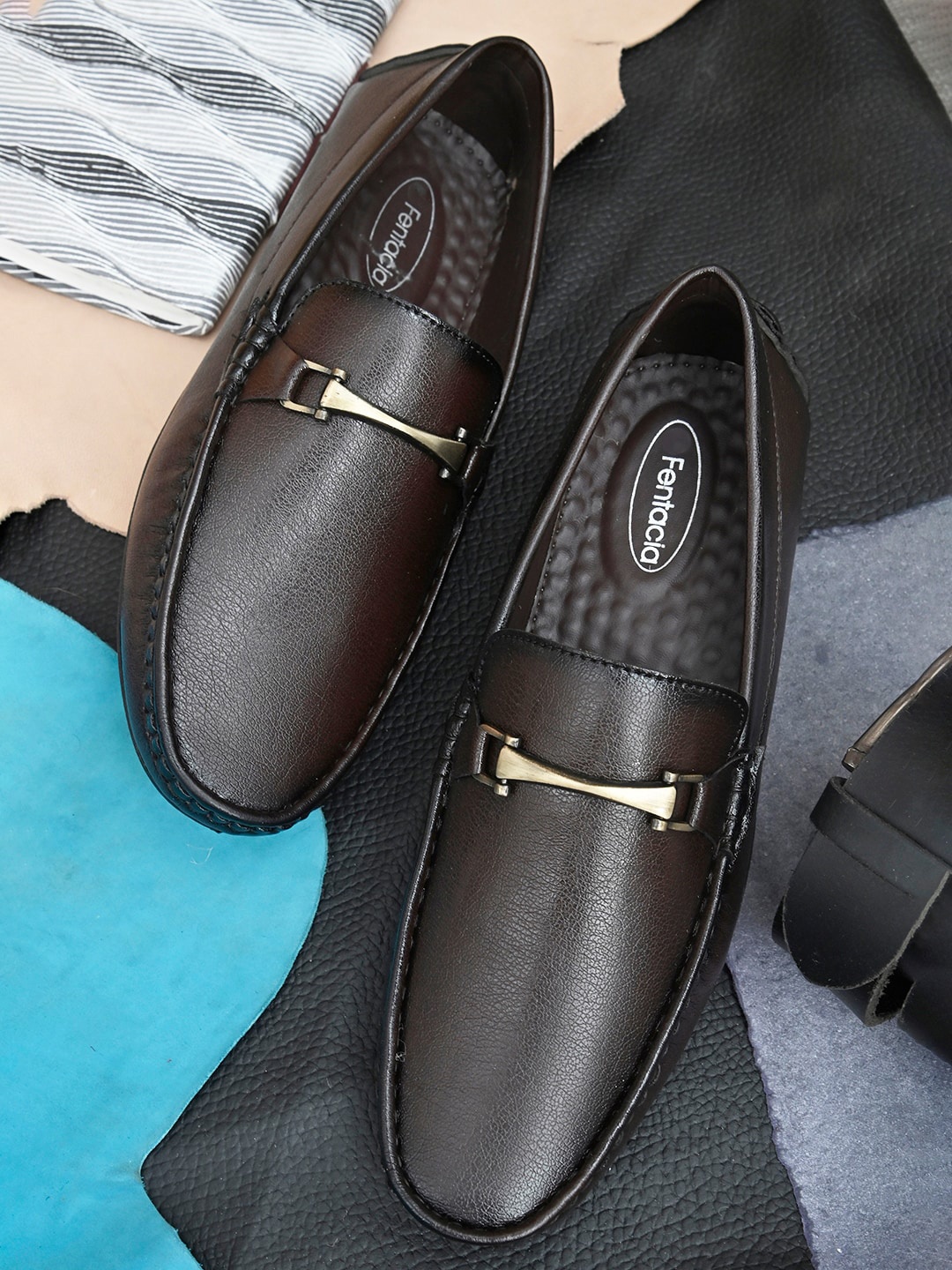 

Fentacia Men Brown Horsebit Solid Lightweight Loafers