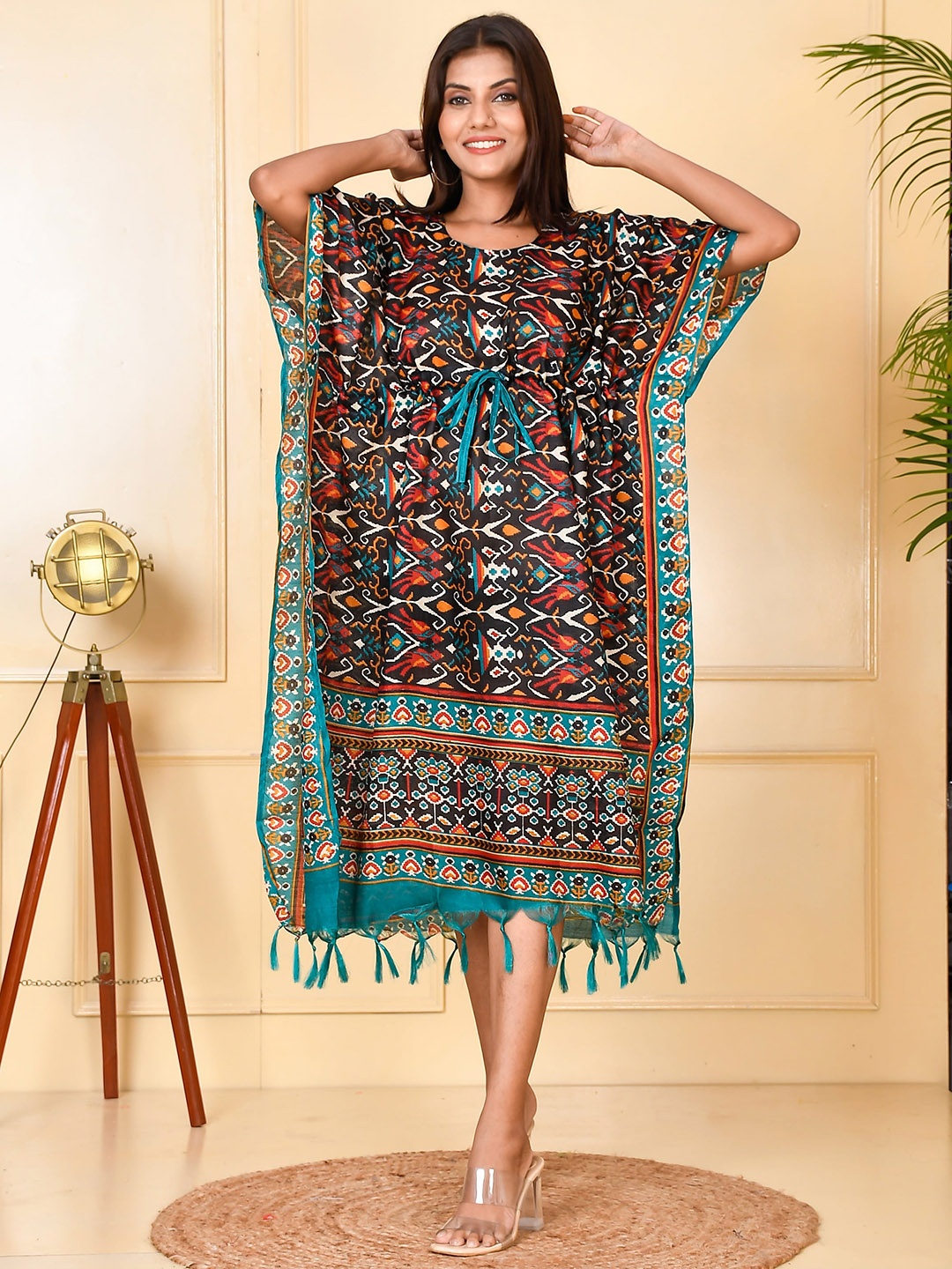 

Kesarya Women Black Ethnic Motifs Printed Kaftan Kurta