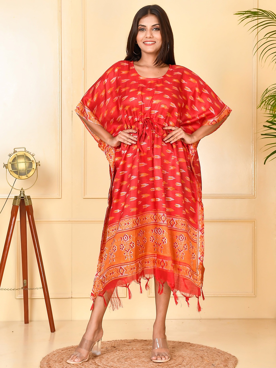

Kesarya Women Red Floral Printed Flared Sleeves Kaftan Kurta