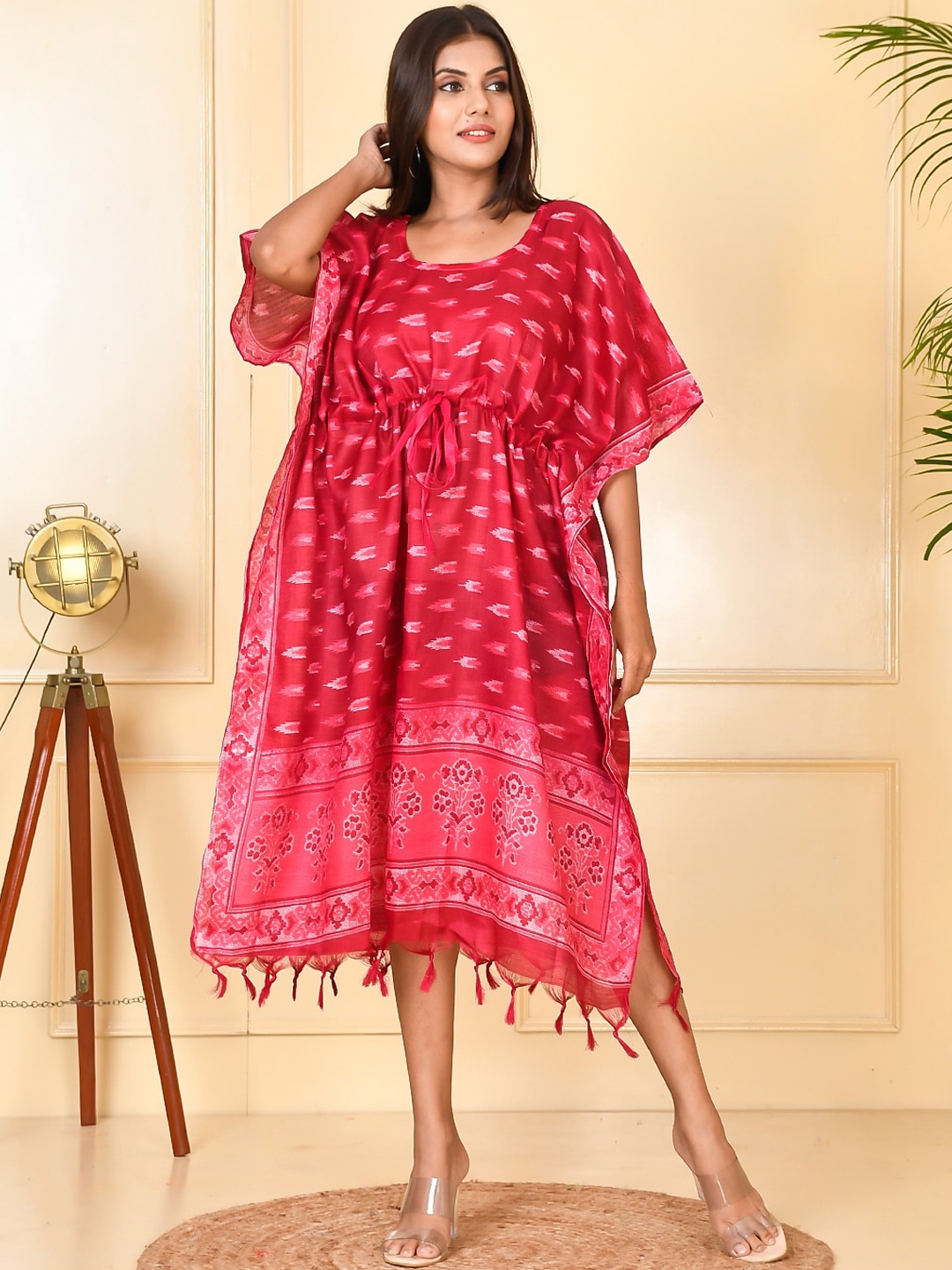 

Kesarya Women Pink & White Ethnic Motifs Printed Flared Sleeves Asymmetric Kaftan Kurta