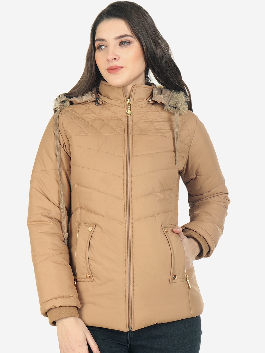 

Xohy Women Beige Lightweight Outdoor Quilted Jacket