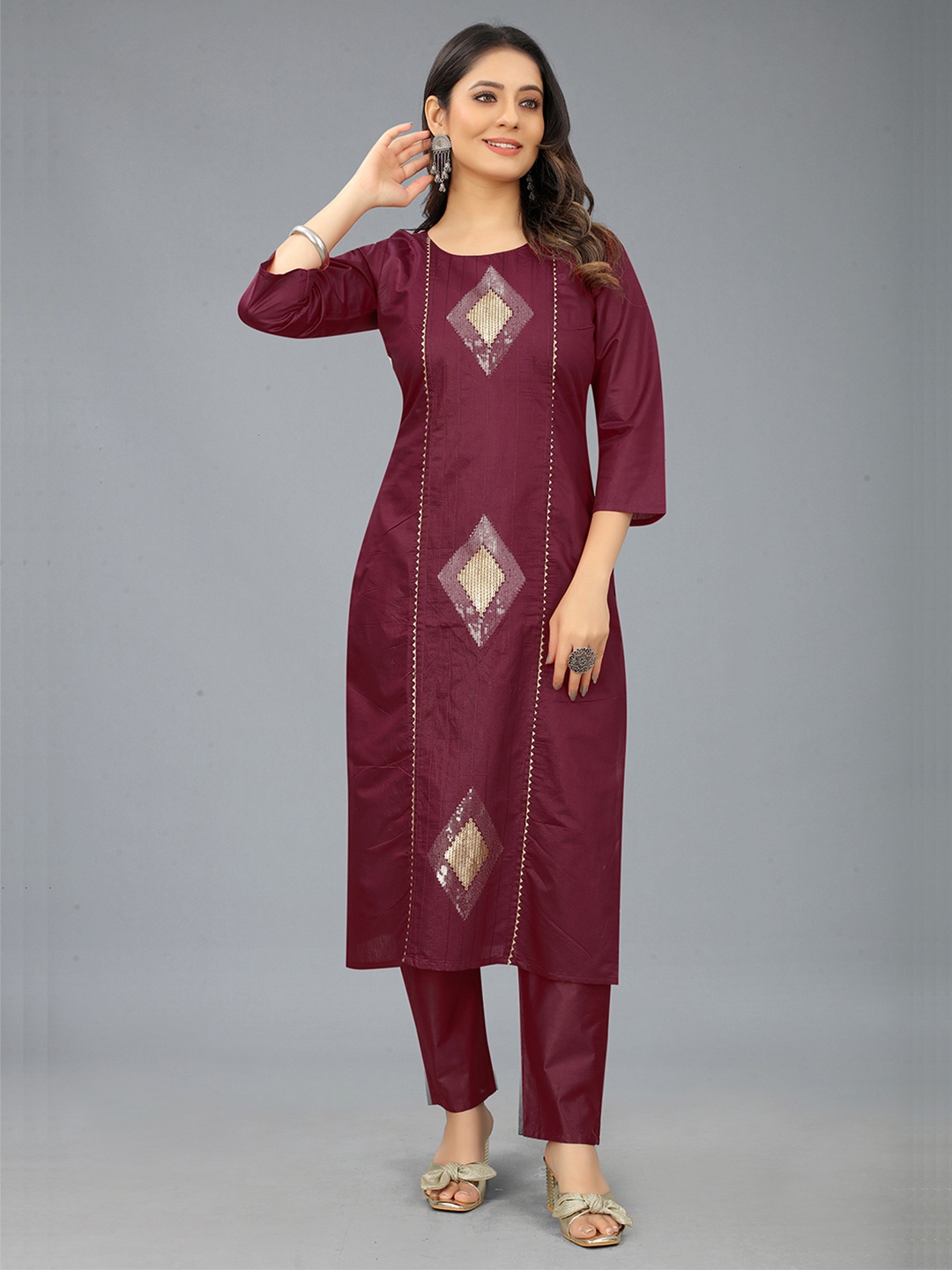 

GUNVANTI FAB Women Floral Embroidered Sequinned Liva Kurta with Trouser, Maroon