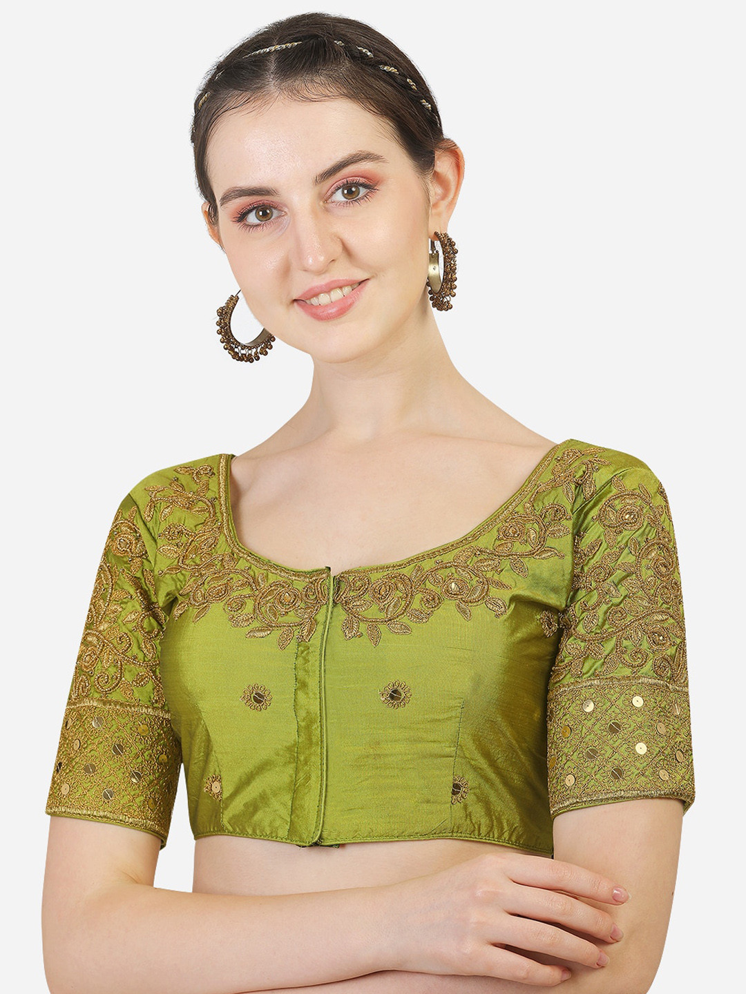 

Sumaira Tex Green & Gold-Toned Embroidered Silk Saree Blouse