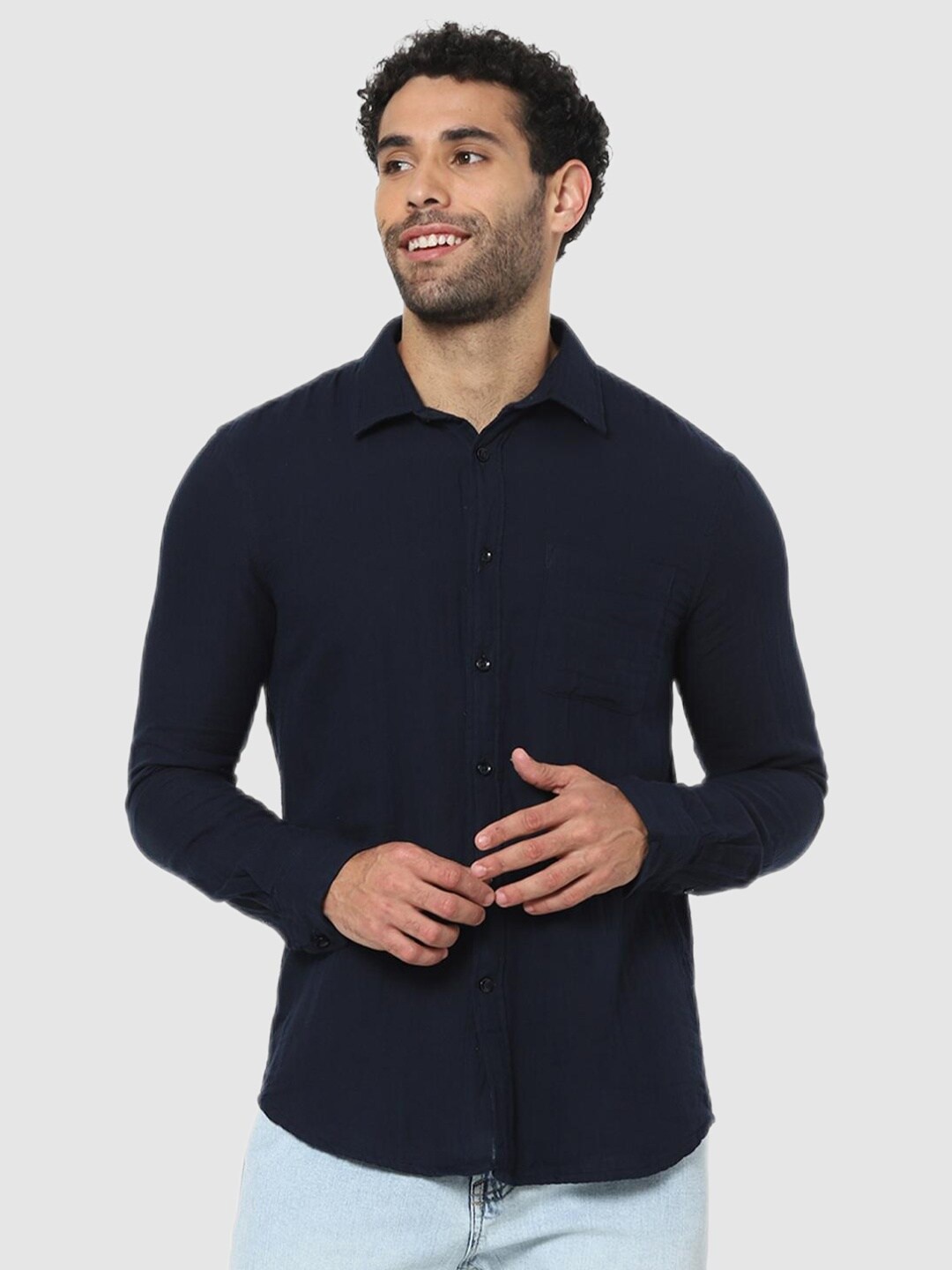 

Celio Men Navy Blue Classic Regular Fit Solid Casual Shirt