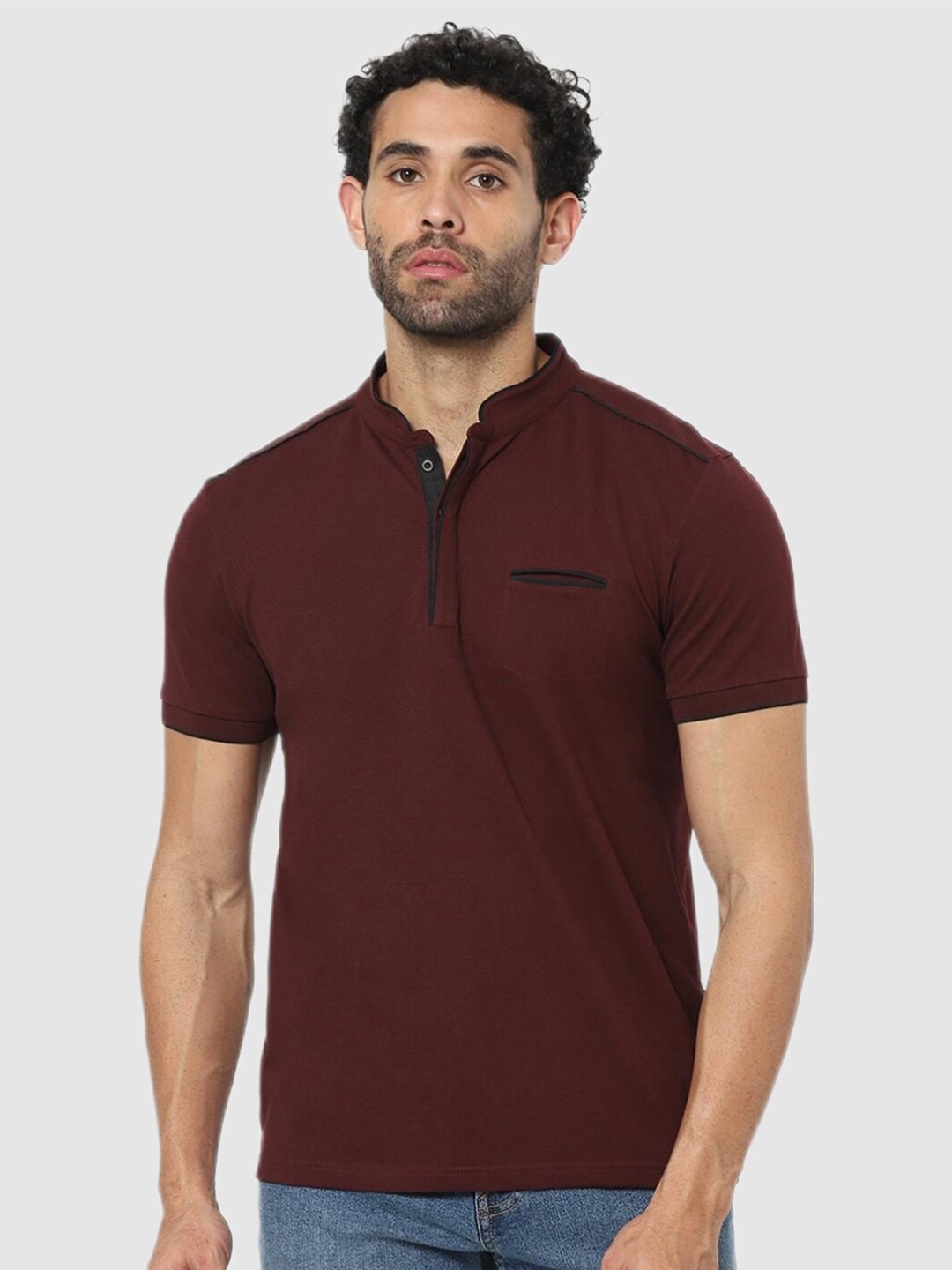 

Celio Men Cotton Maroon Mandarin Collar Slim Fit T-shirt