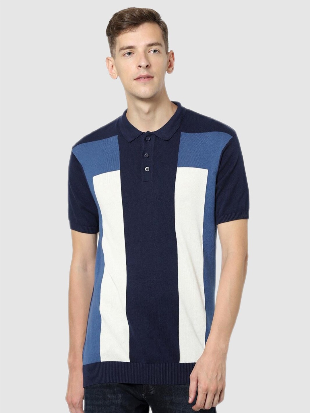 

Celio Men Navy Blue Colourblocked Polo Collar T-shirt