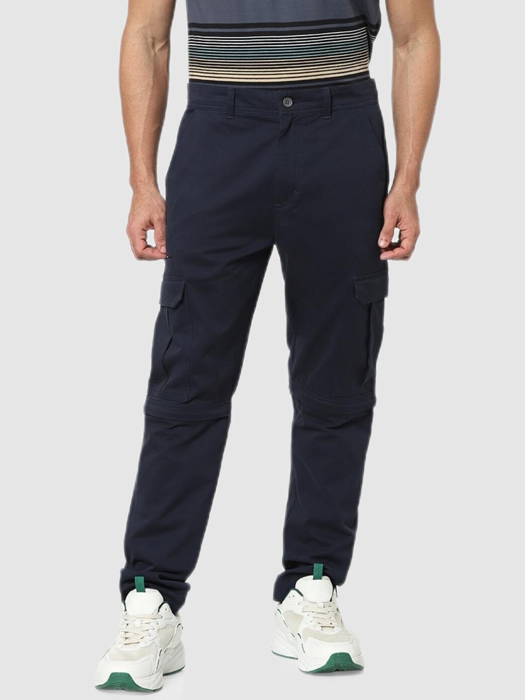 

Celio Men Navy Blue Slim Fit Cotton Chinos Trousers