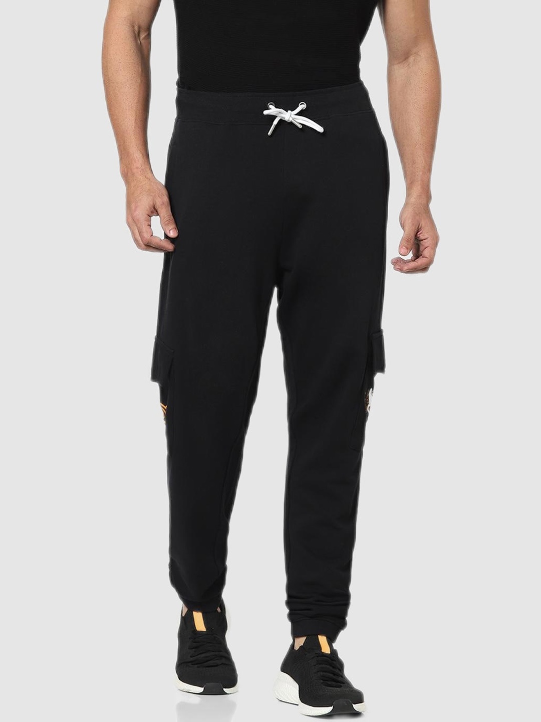 

Celio Men Naruto Cotton Joggers, Black