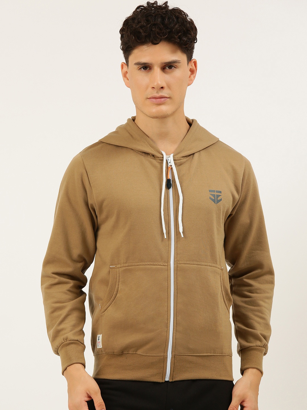 

Sports52 wear Men Brown Solid Lightweight Hooded Training Jacket