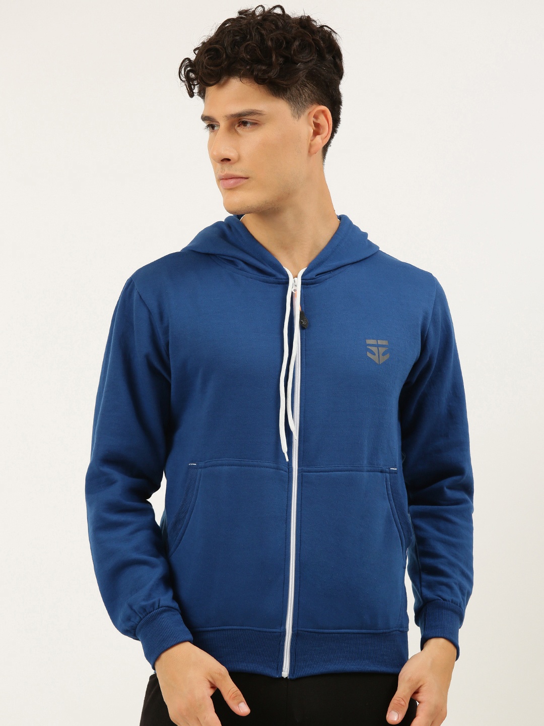

Sports52 wear Men Blue Solid Lightweight Hooded Training Jacket