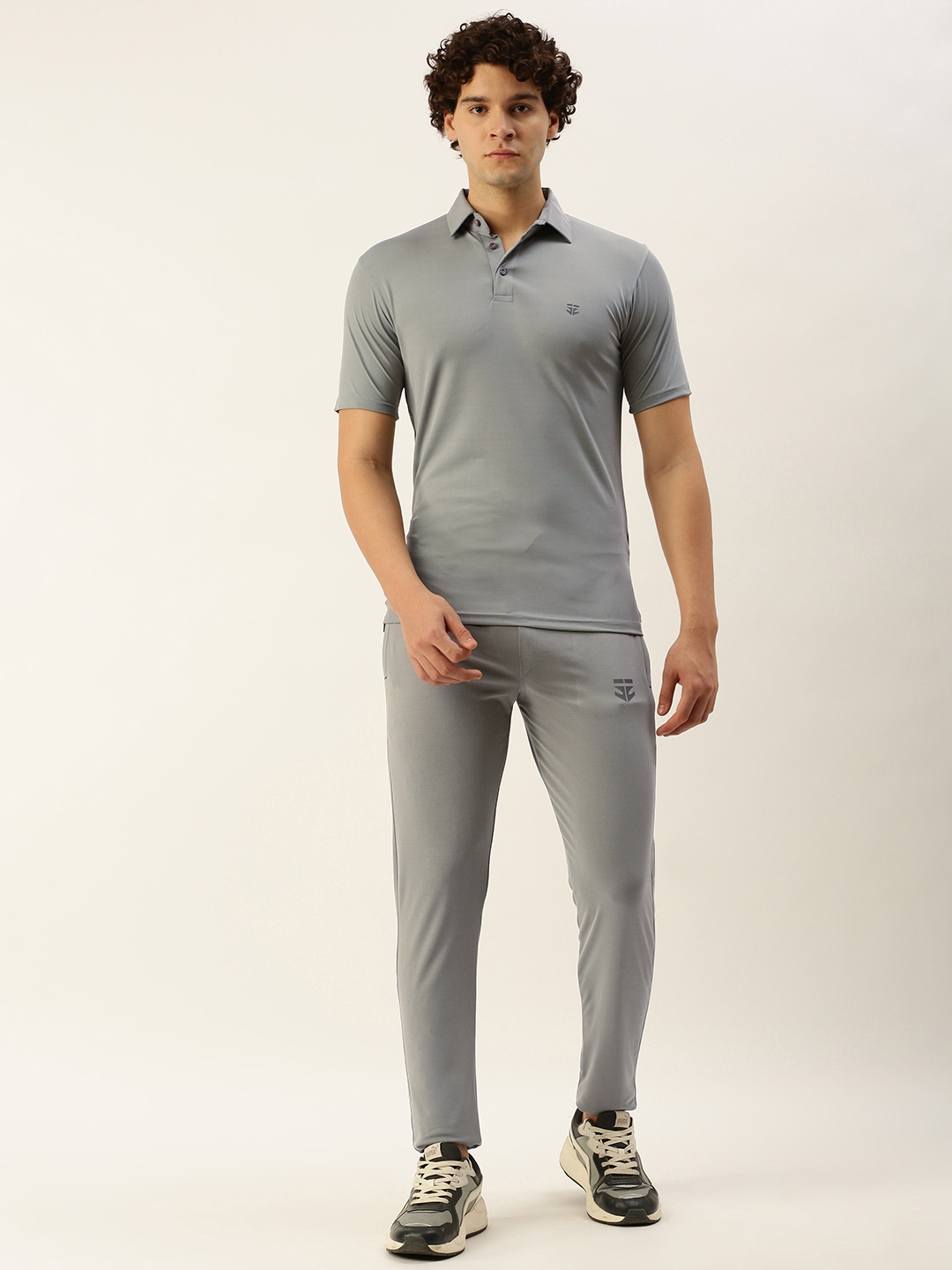 

Sports52 wear Men Solid Training Tracksuits, Grey