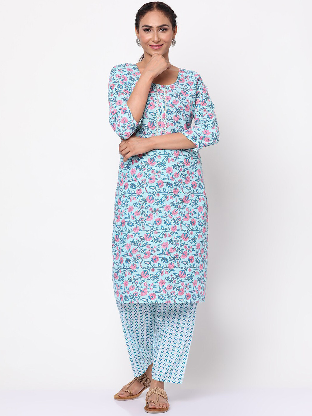 

Kastiel Women Floral Printed Kurta with Palazzos, Blue