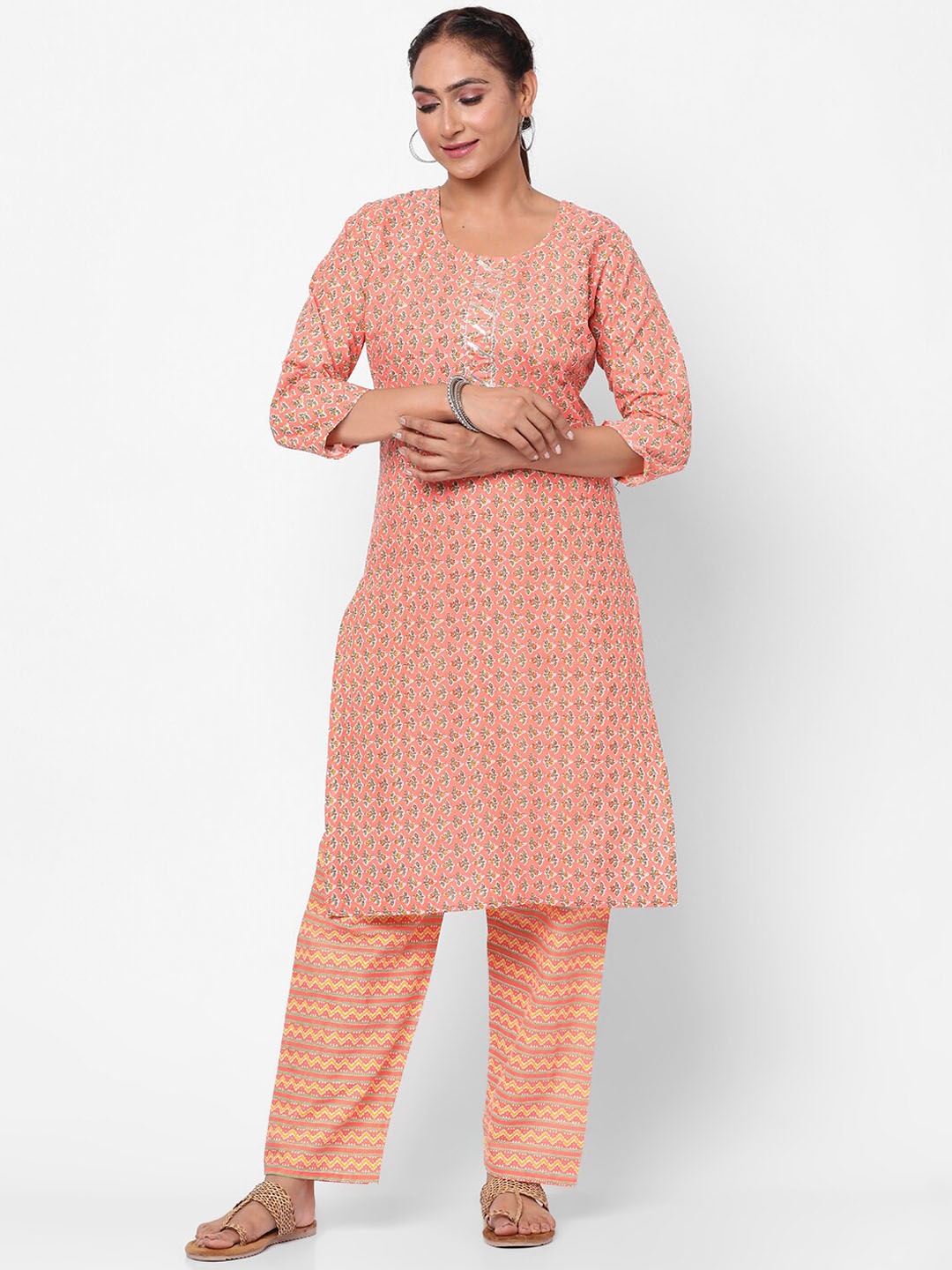 

Kastiel Women Ethnic Motifs Printed Kurta with Trouser, Peach