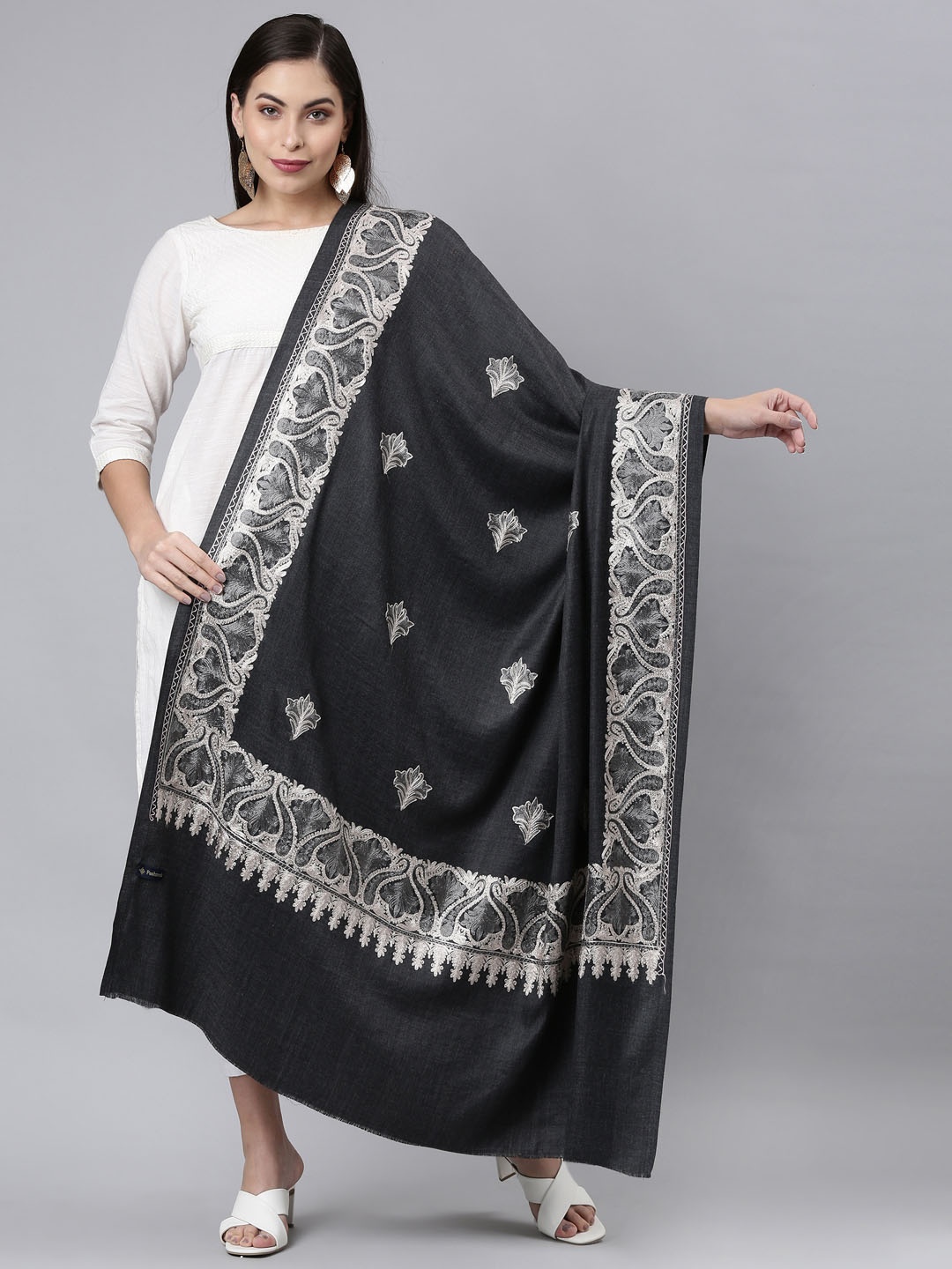 

Pashmoda Women Black Paisley Design Shawl