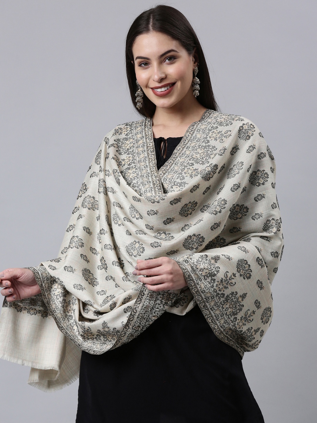 

Pashmoda Women Grey Woven Paisley Design Kaani Wool Shawl