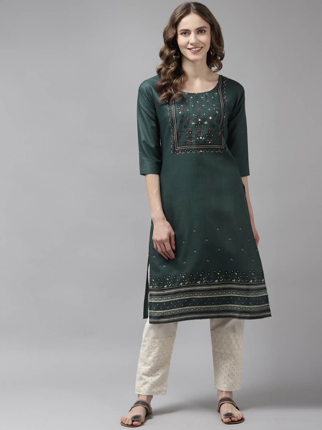 

Aarika Women Green Floral Yoke Design Pure Cotton Handloom Kurta