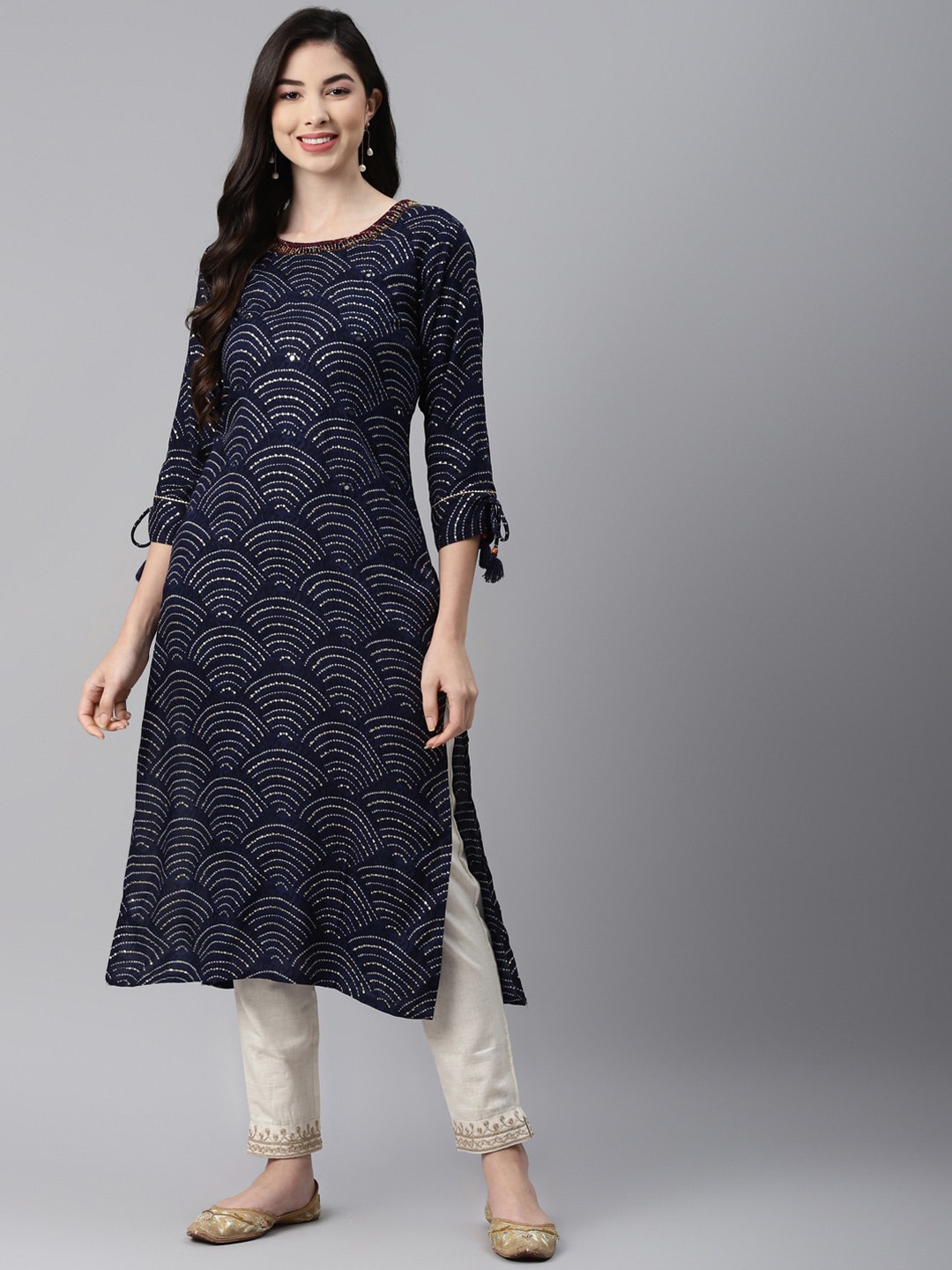 

Aarika Women Navy Blue Printed Pure Cotton Handloom Kurta