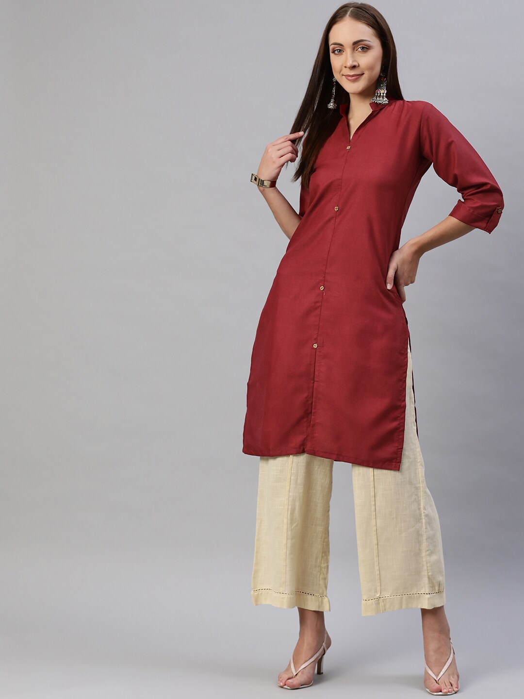 

Aarika Women Maroon Solid Pure Cotton Handloom Kurta