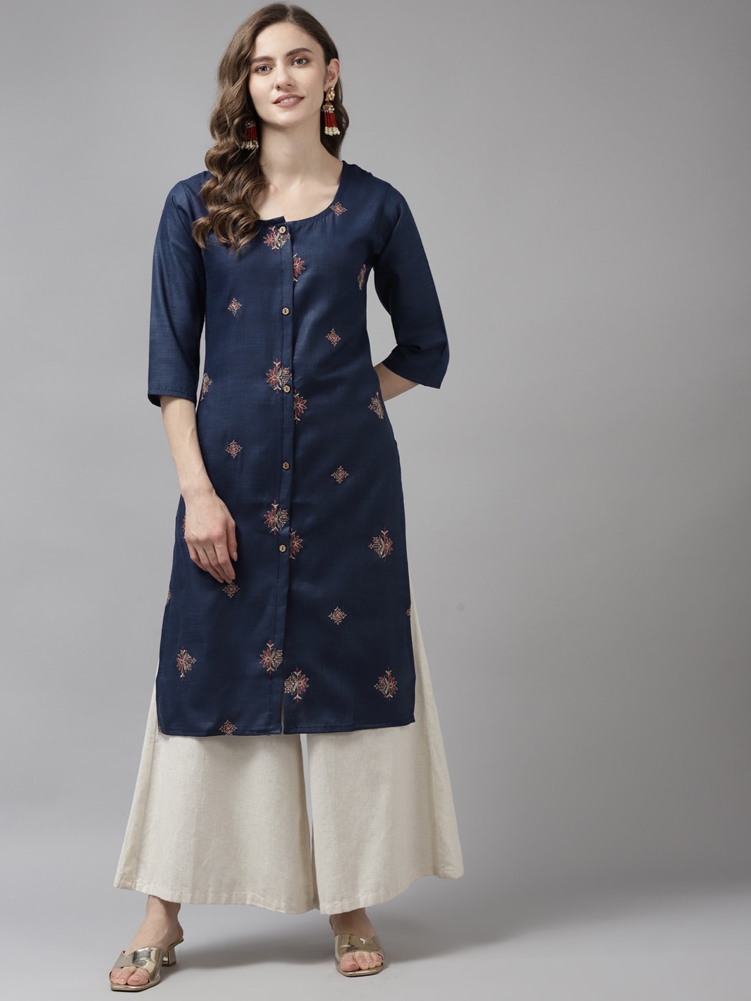 

Aarika Women Navy Blue Floral Embroidered Thread Work Cotton Kurta