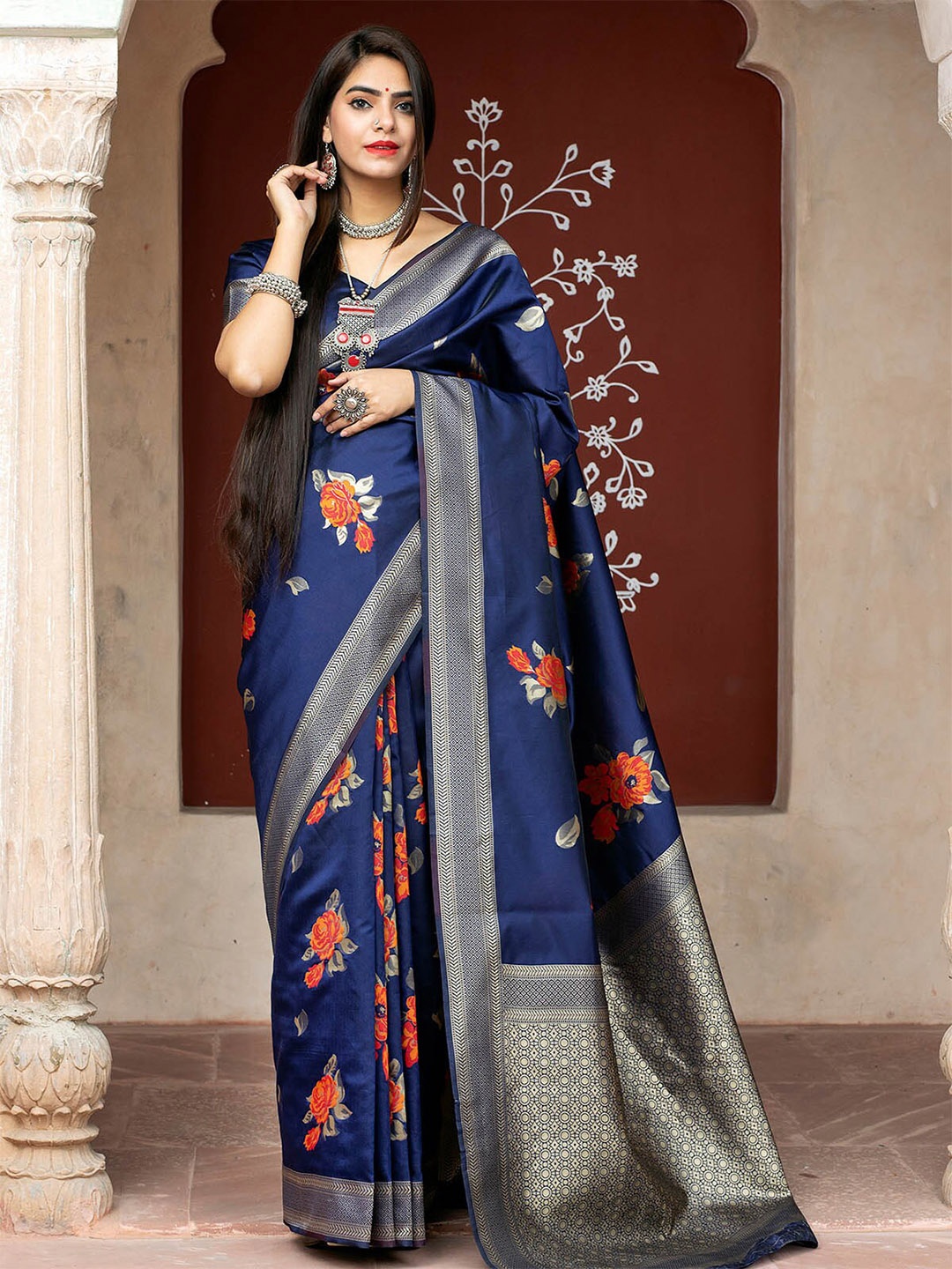 

ODETTE Navy Blue & Red Floral Zari Silk Blend Saree