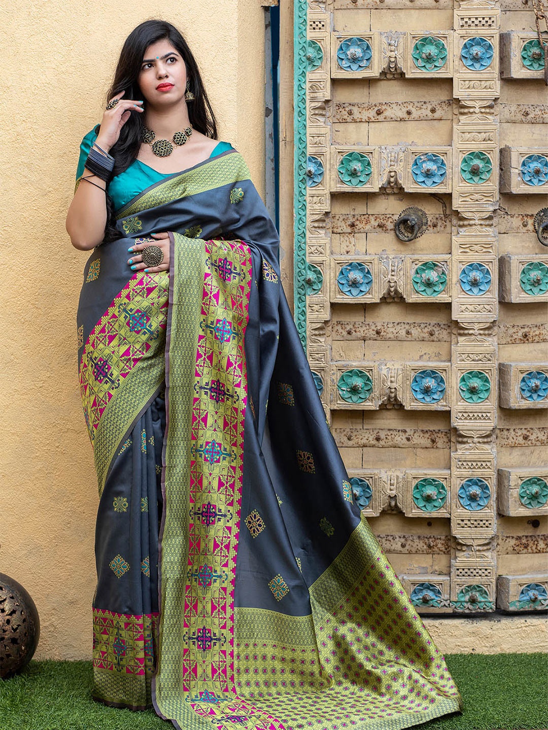 

ODETTE Blue & Green Woven Design Zari Silk Blend Saree