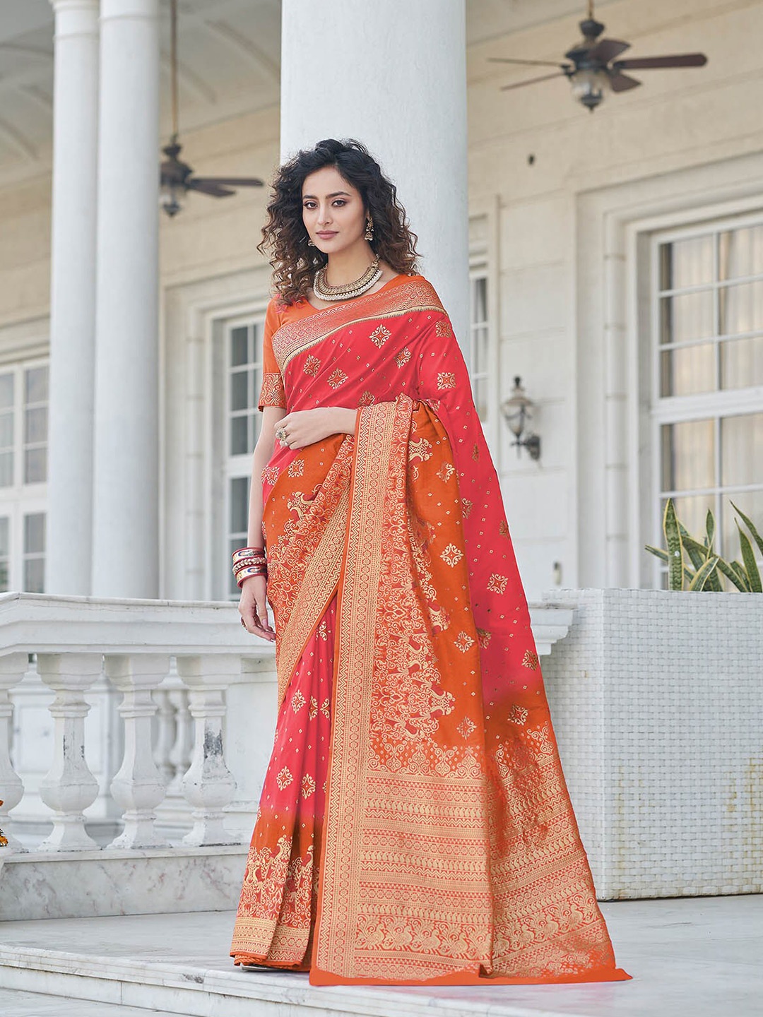 

ODETTE Women Pink & Rust Ethnic Motifs Zari Silk Blend Saree