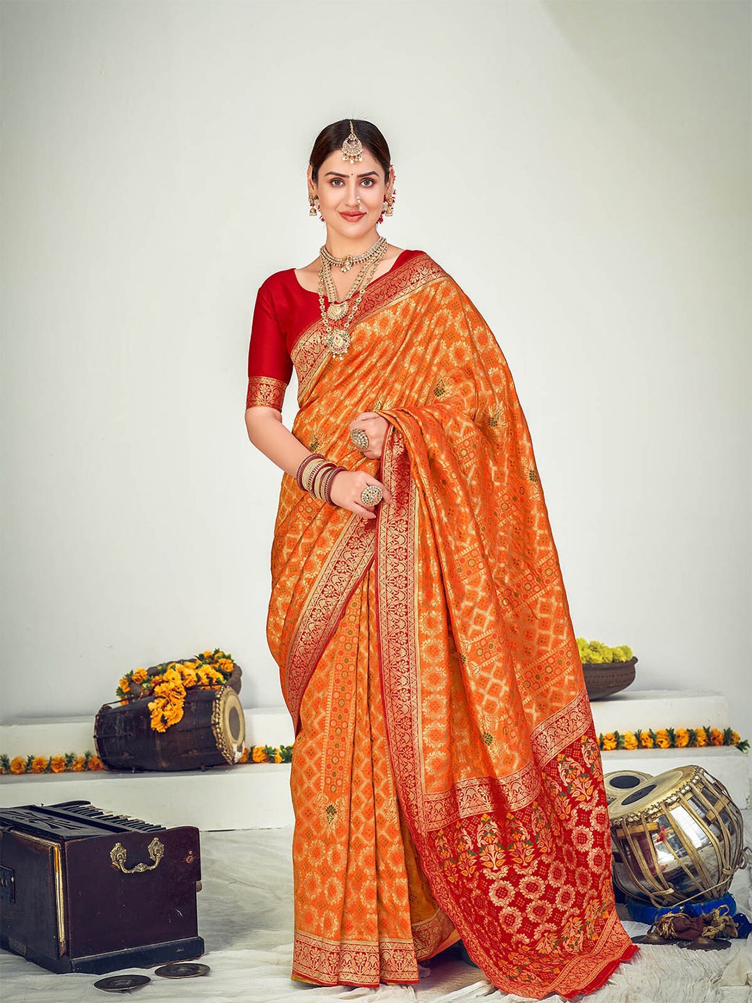 

ODETTE Orange & Red Ethnic Motifs Zari Silk Blend Banarasi Saree