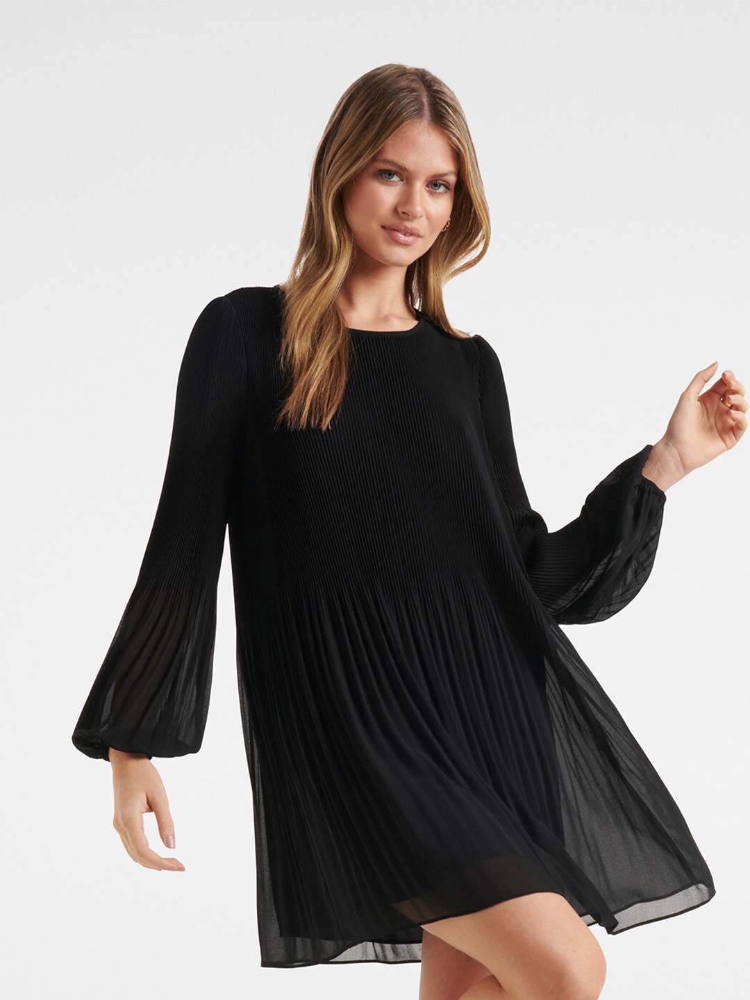 

Forever New Black Solid Pleated A-Line Dress