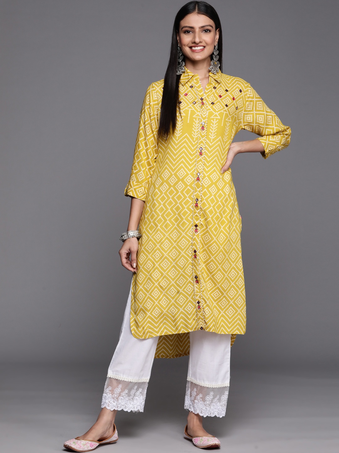 

Varanga Women Yellow & Off White Bandhani Printed Mirror Work Pathani Kurta
