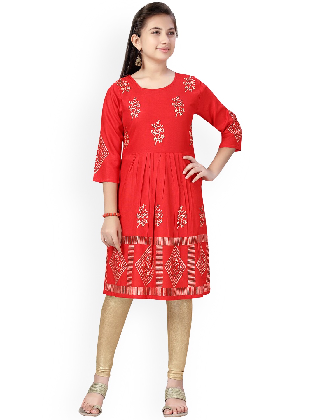 

Aarika Girls Red Ethnic Motifs Printed Kurta