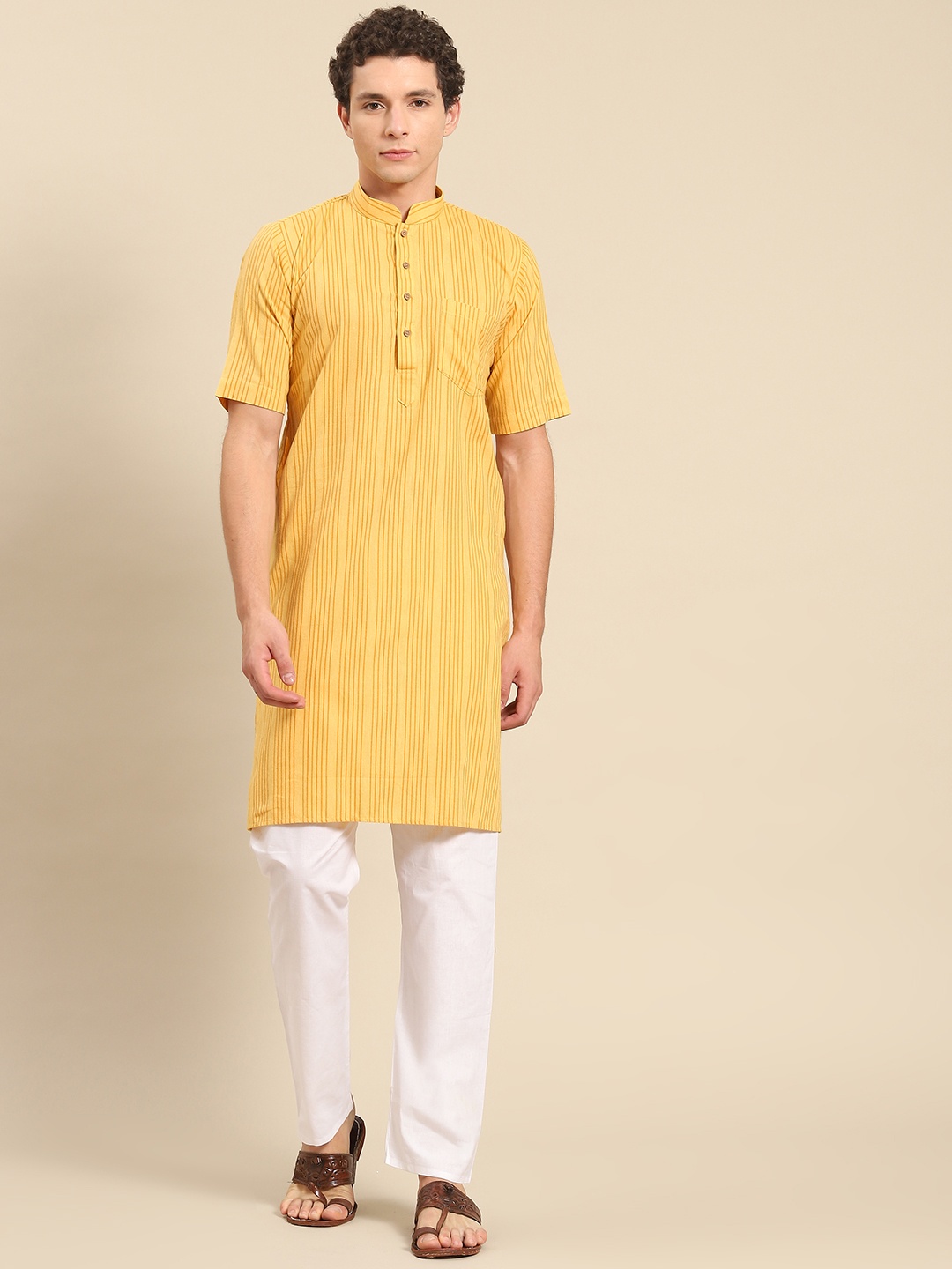 

RAJUBHAI HARGOVINDAS Men Yellow Striped Half Sleeves Pure Cotton Kurta