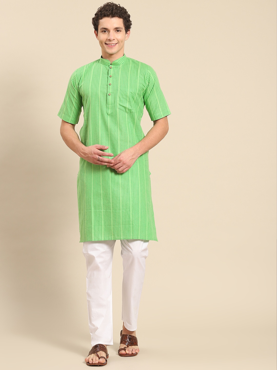 

RAJUBHAI HARGOVINDAS Men Green Striped Pure Cotton Kurta