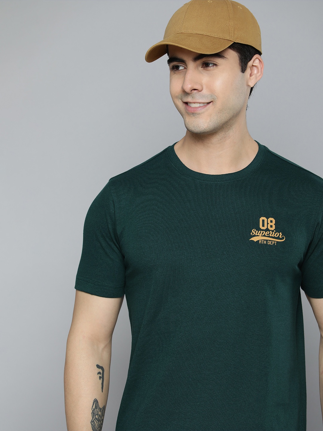 

HERE&NOW Men Green Pure Cotton T-shirt