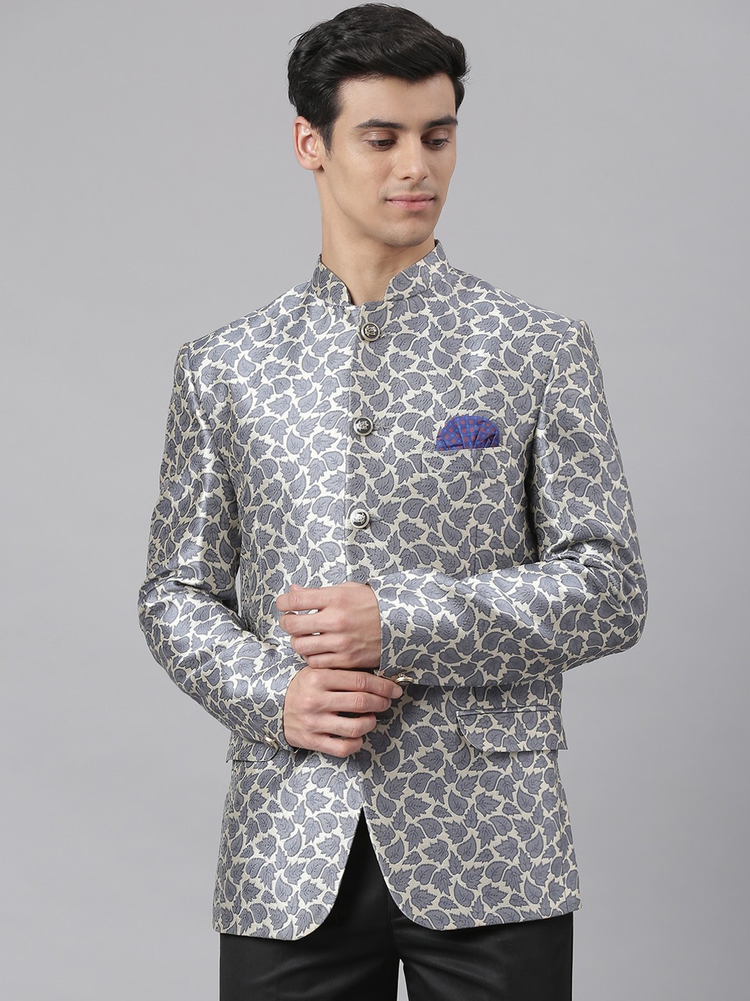 

Hangup Men Grey Printed Bandhgala Blazer