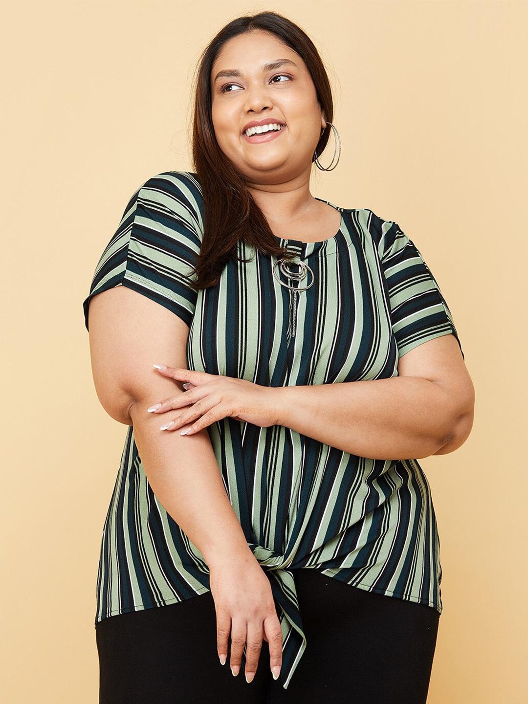 

max Women Plus Size Green Printed Tie-Up Waist Round Neck Vertical Striped Top