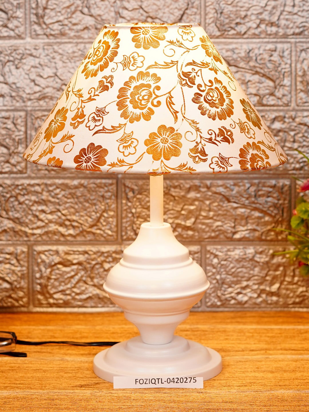 

foziq White & Gold-Toned Printed Metal Table Lamps