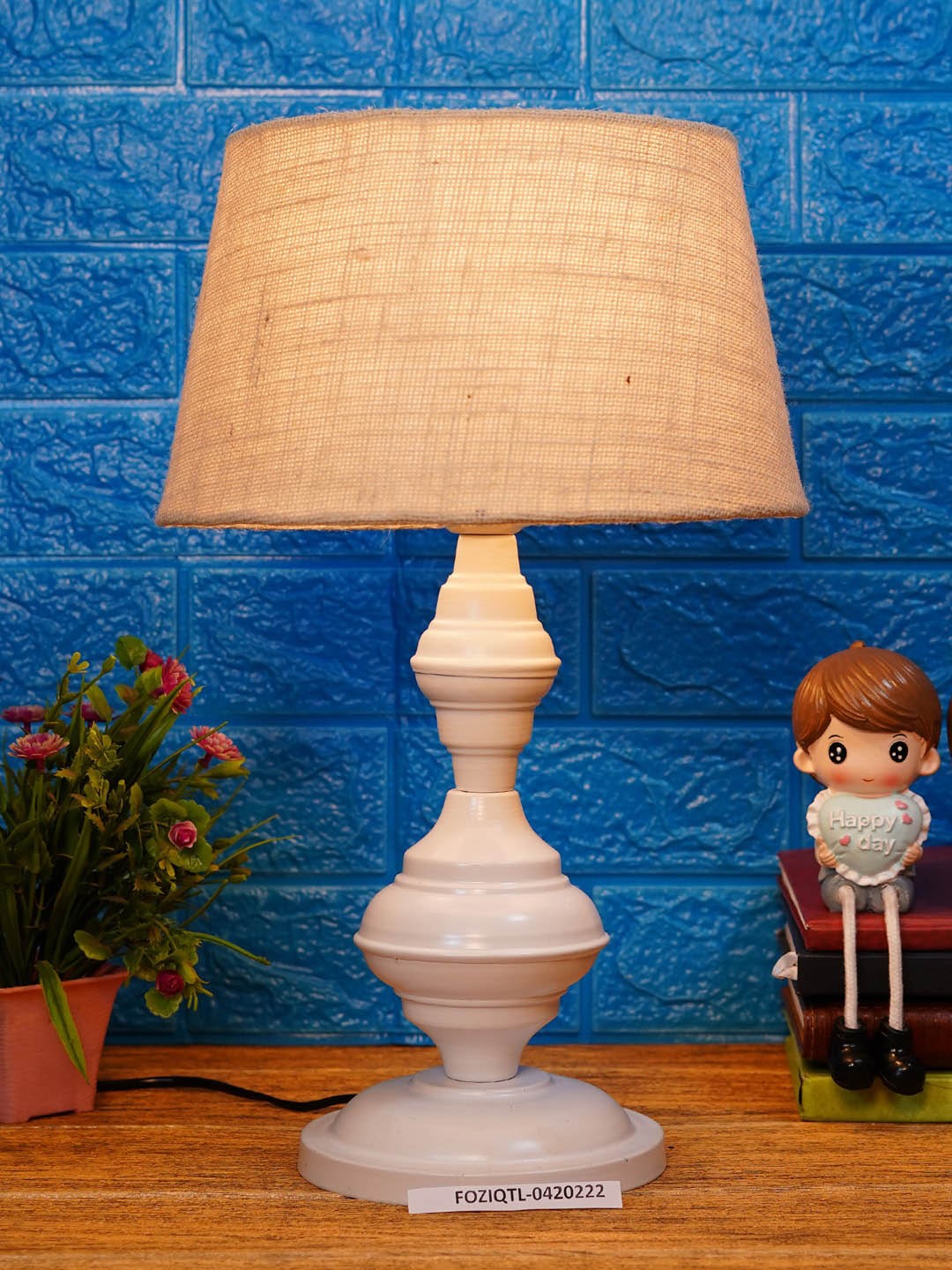 

foziq White Solid Table Lamp