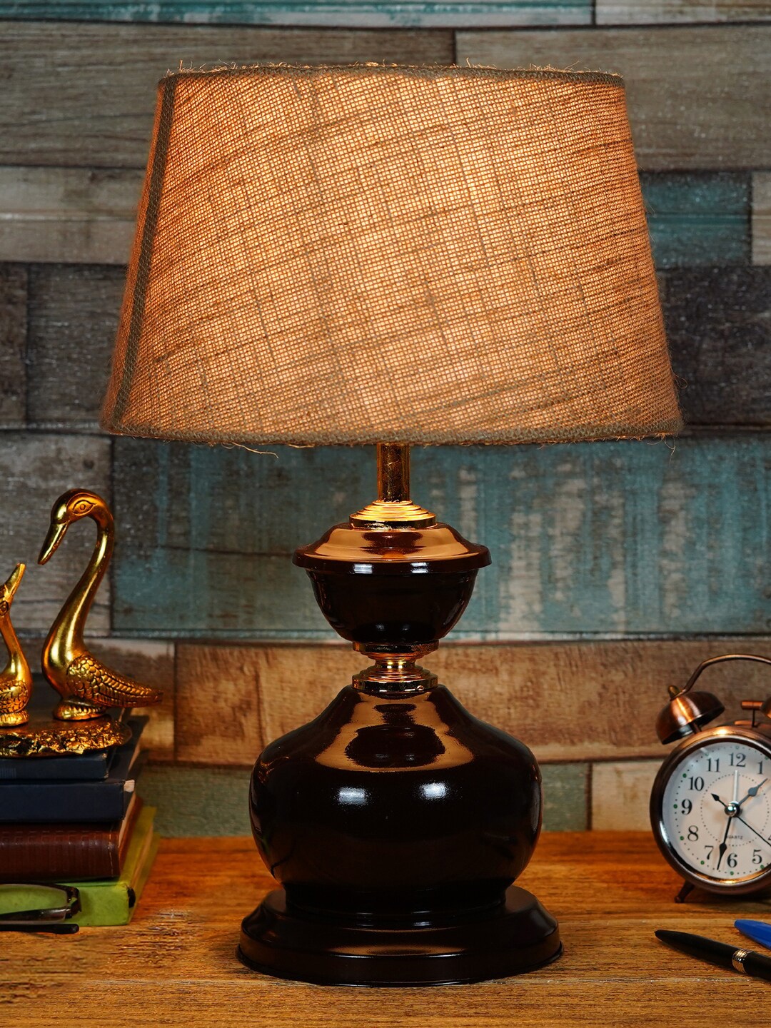 

foziq Brown Solid Table Lamp