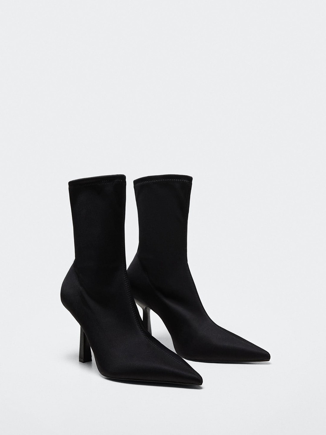 

MANGO Solid Mid-Top Sock Slim Sock Heel Boots, Black