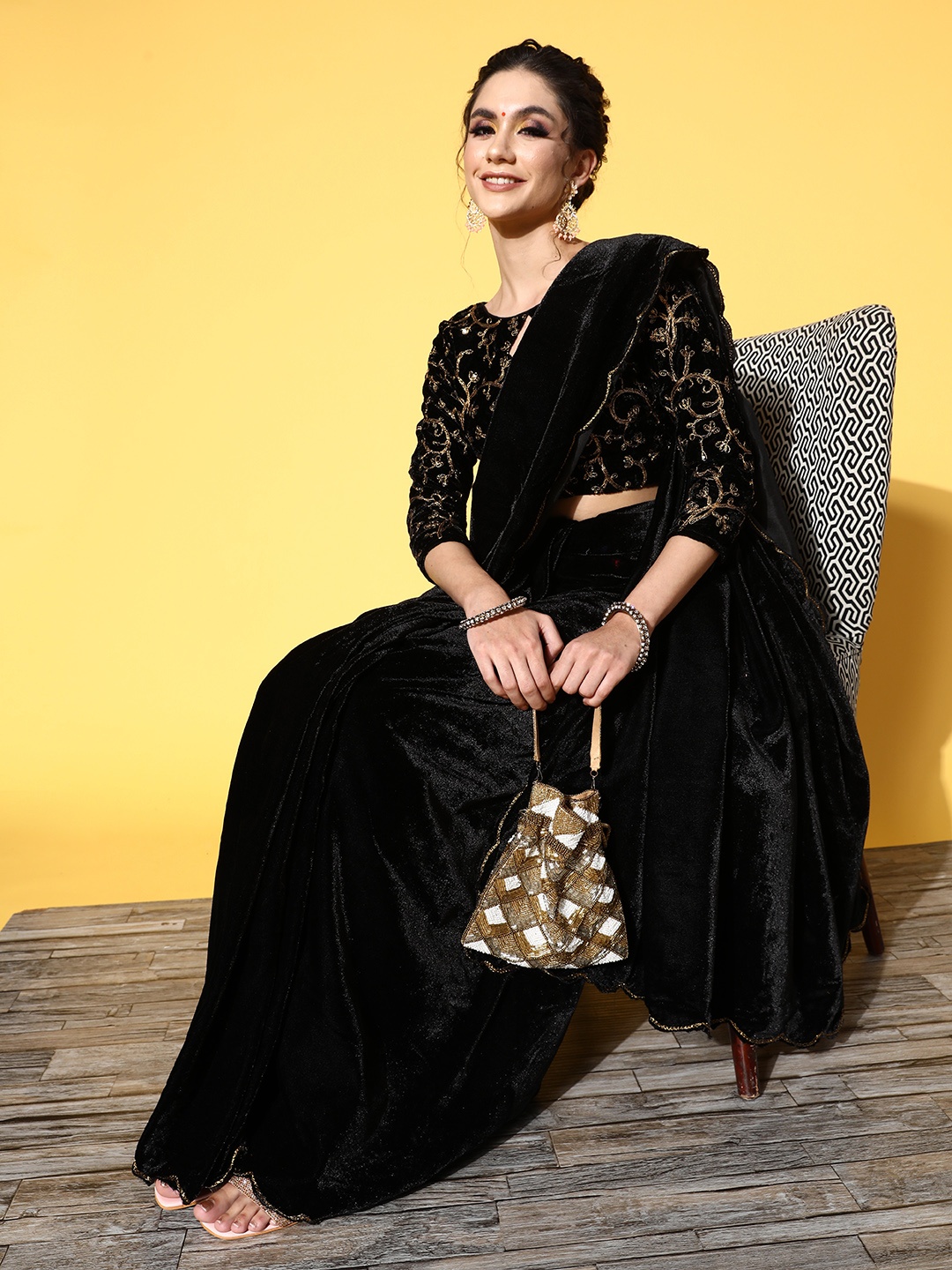 

Mitera Solid Saree with Embroidered border, Black